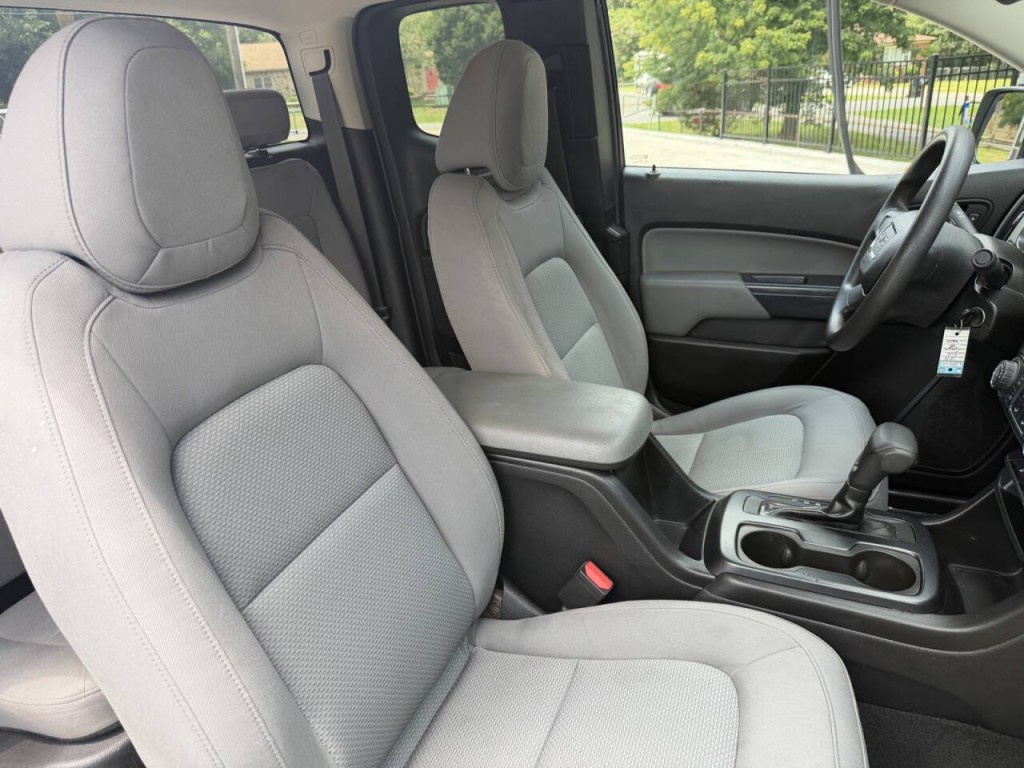 2018 GMC Canyon Image 32