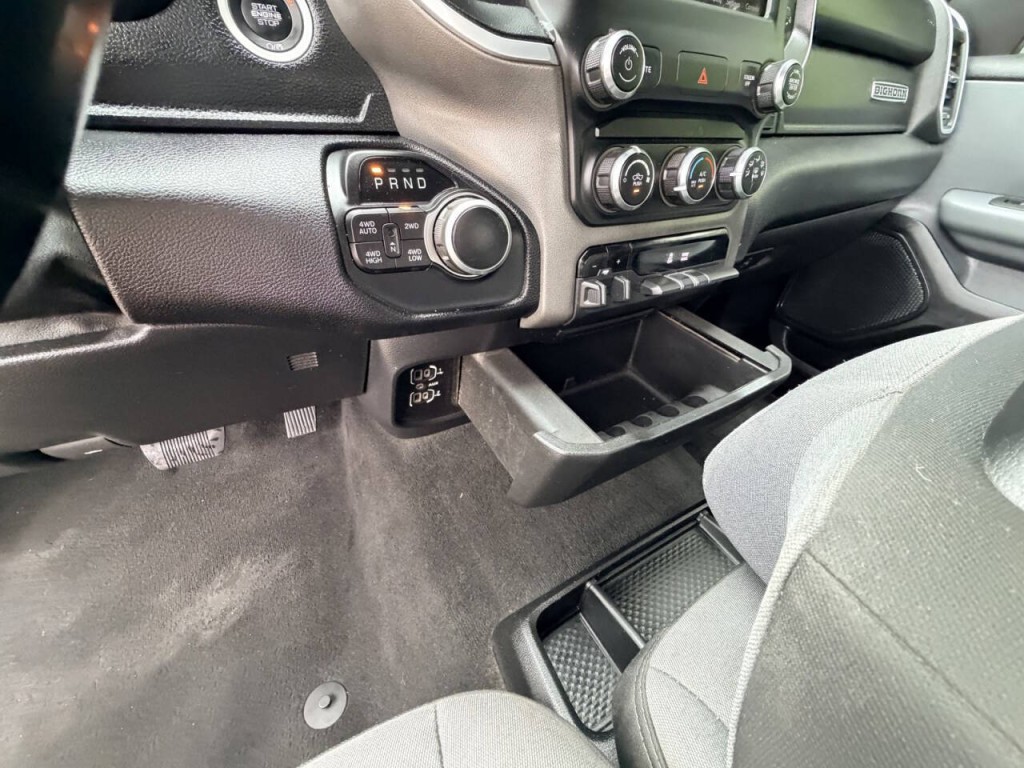 2021 RAM 1500 Image 21