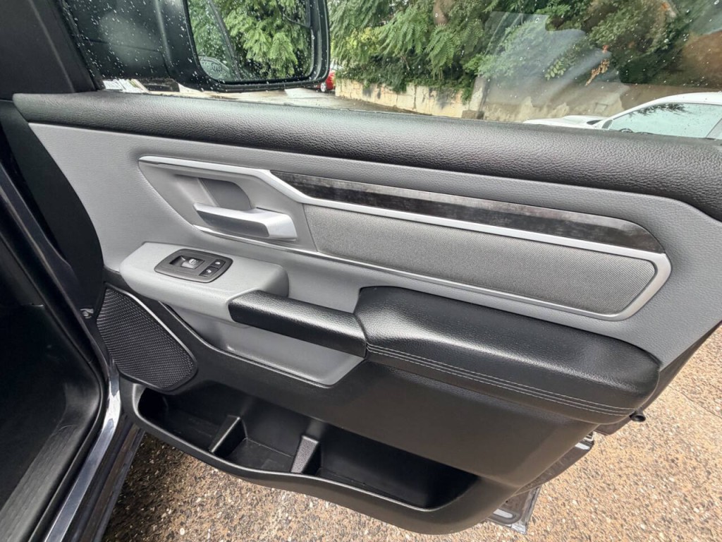 2021 RAM 1500 Image 29