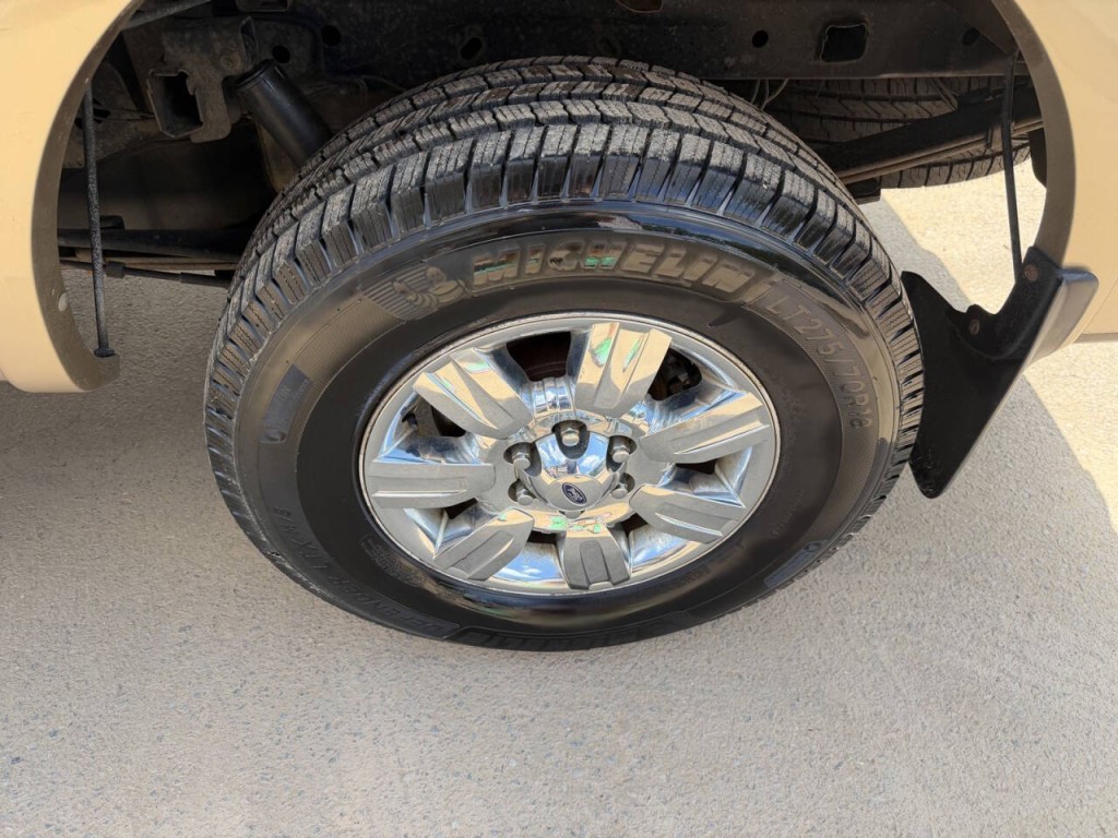 2011 Ford F-150 Image 11