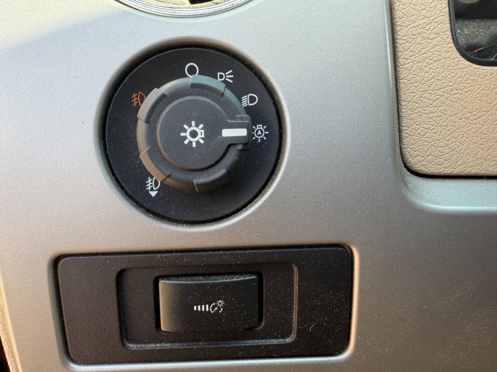 2011 Ford F-150 Image 17