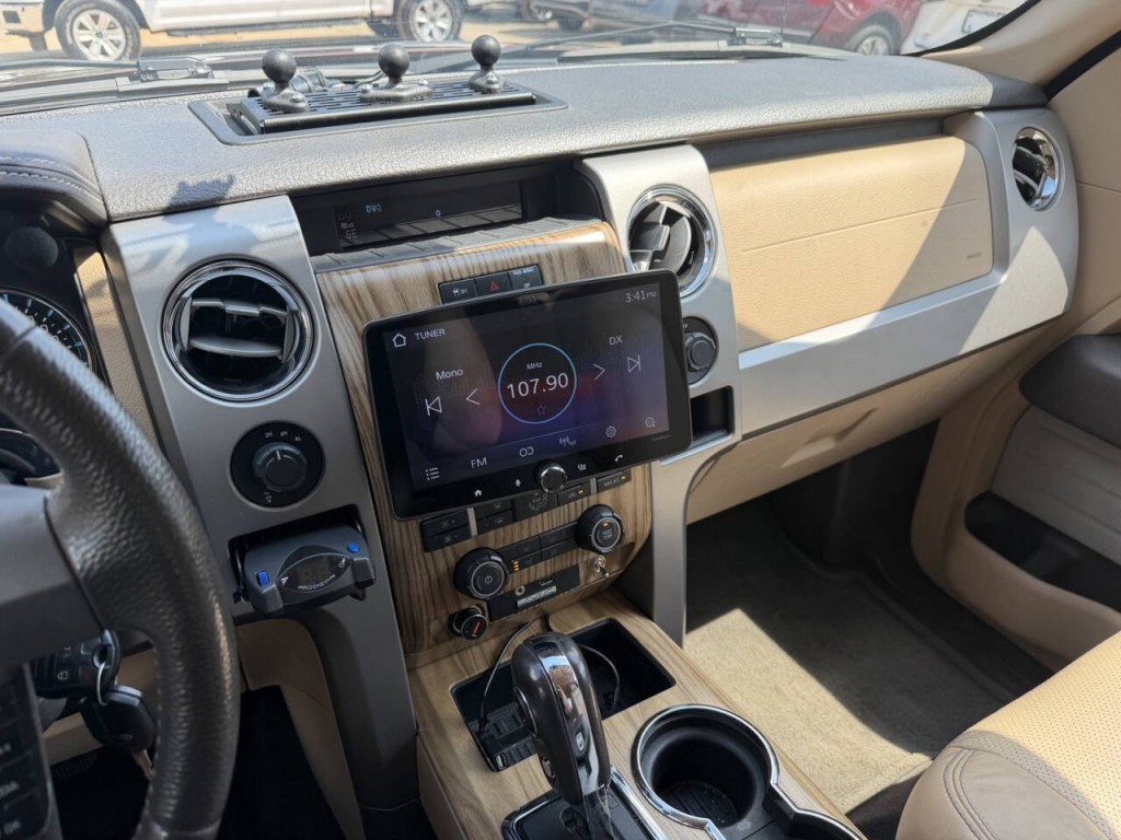2011 Ford F-150 Image 24
