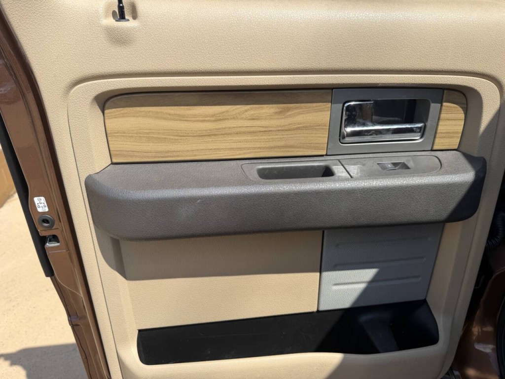 2011 Ford F-150 Image 30