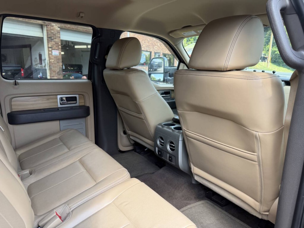 2011 Ford F-150 Image 38