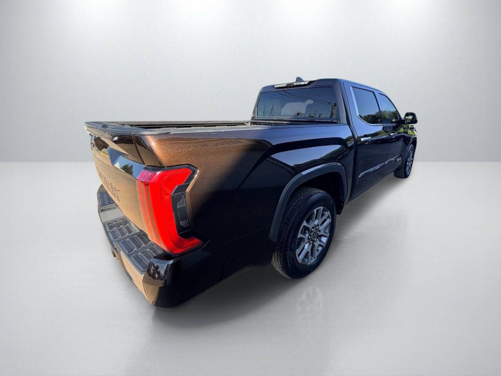 2023 Toyota Tundra Image 7