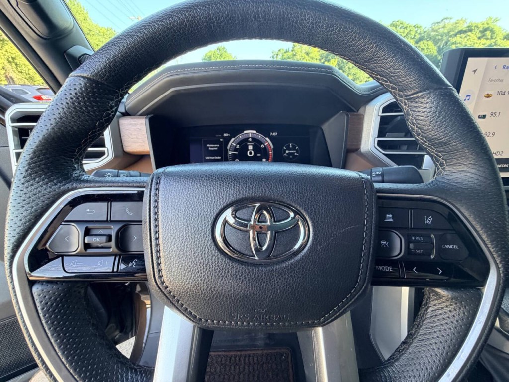 2023 Toyota Tundra Image 16
