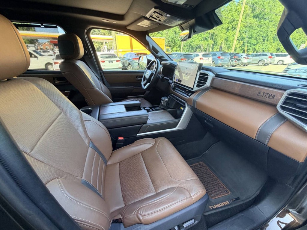 2023 Toyota Tundra Image 31