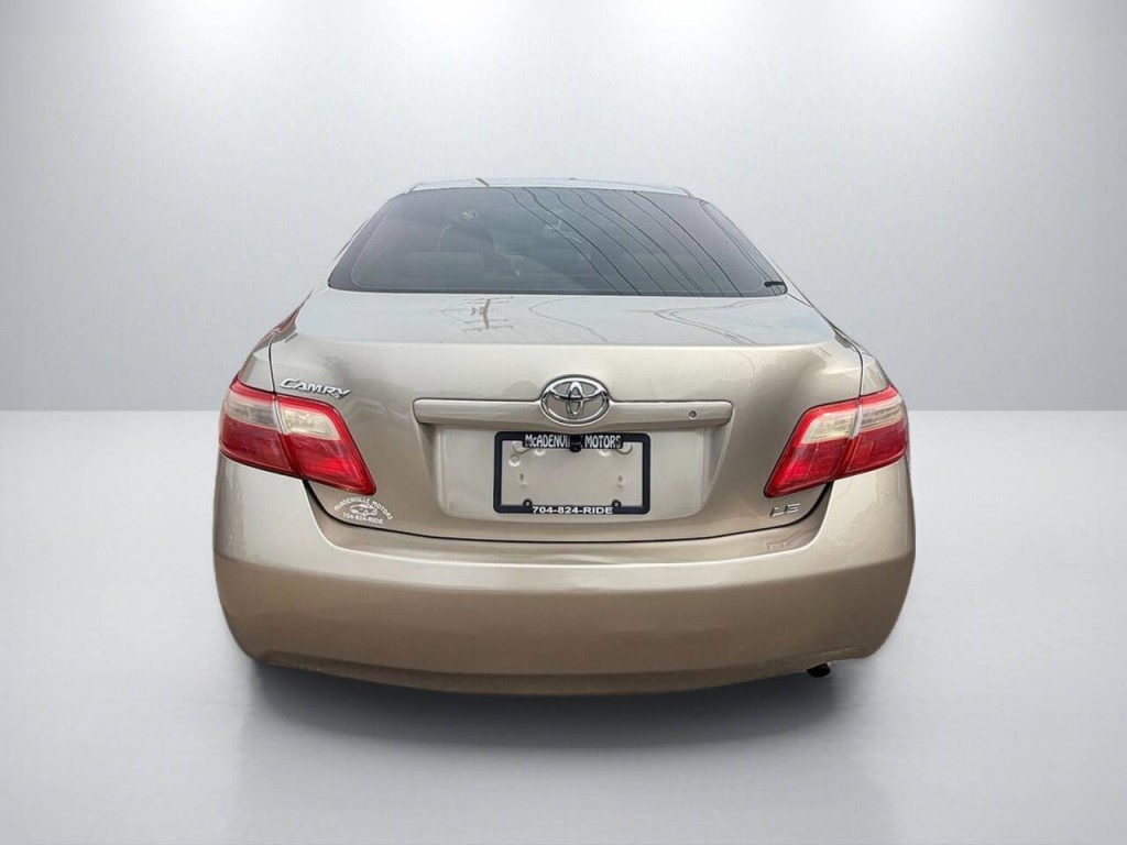 2009 Toyota Camry Image 6