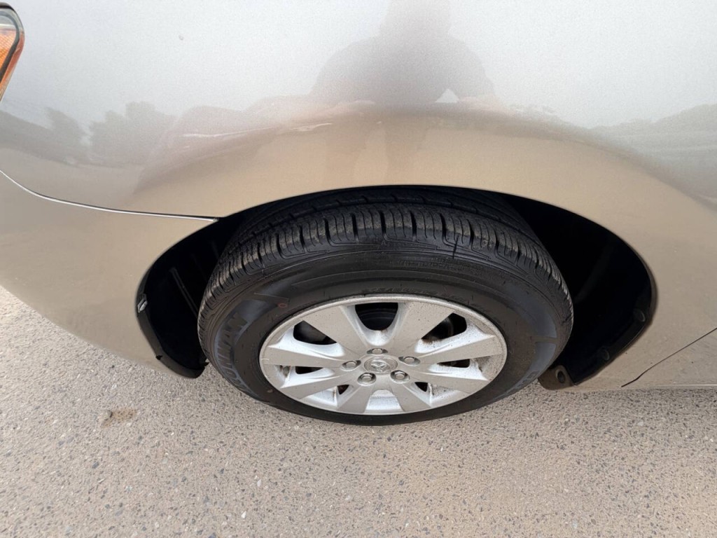 2009 Toyota Camry Image 12