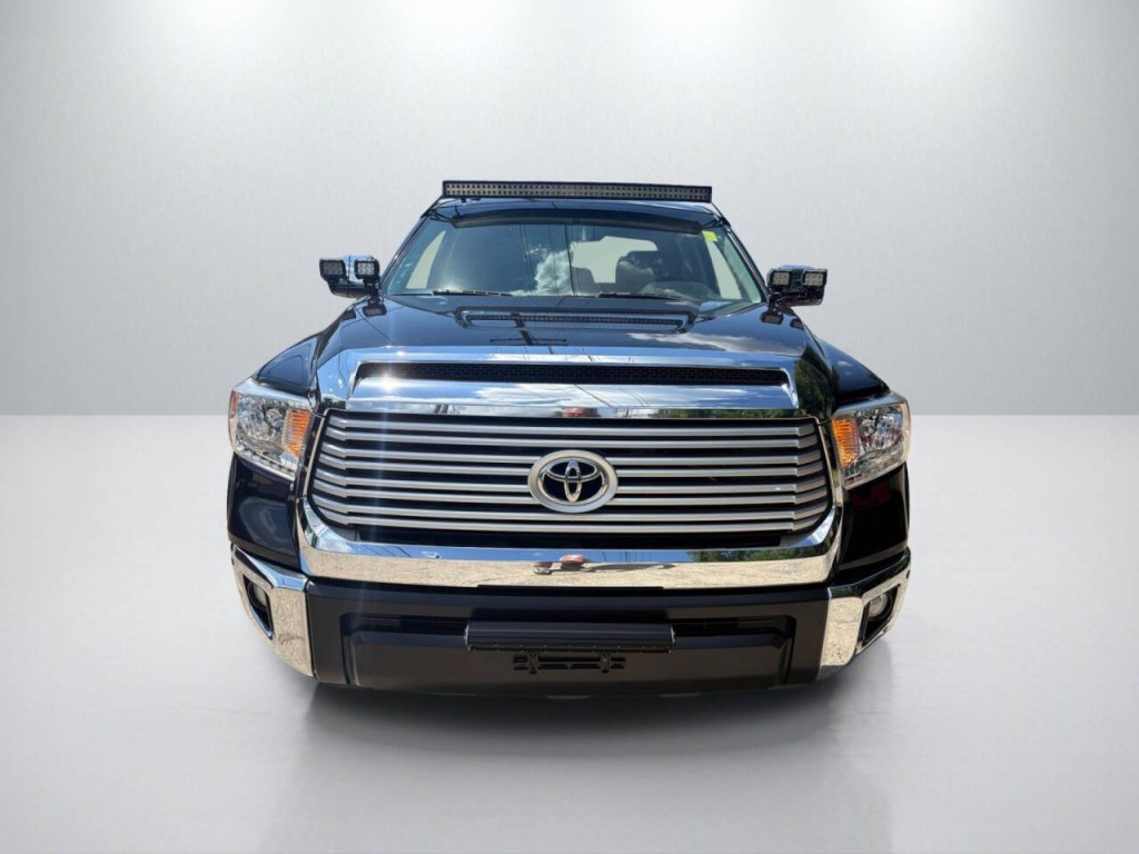 2017 Toyota Tundra Image 2
