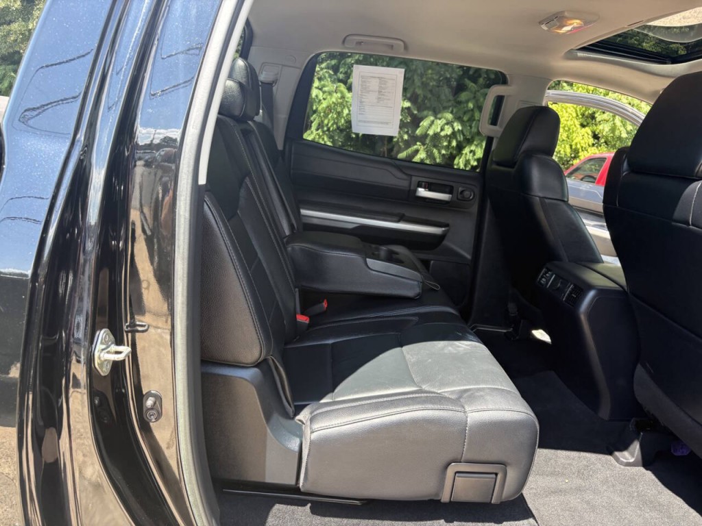 2017 Toyota Tundra Image 29