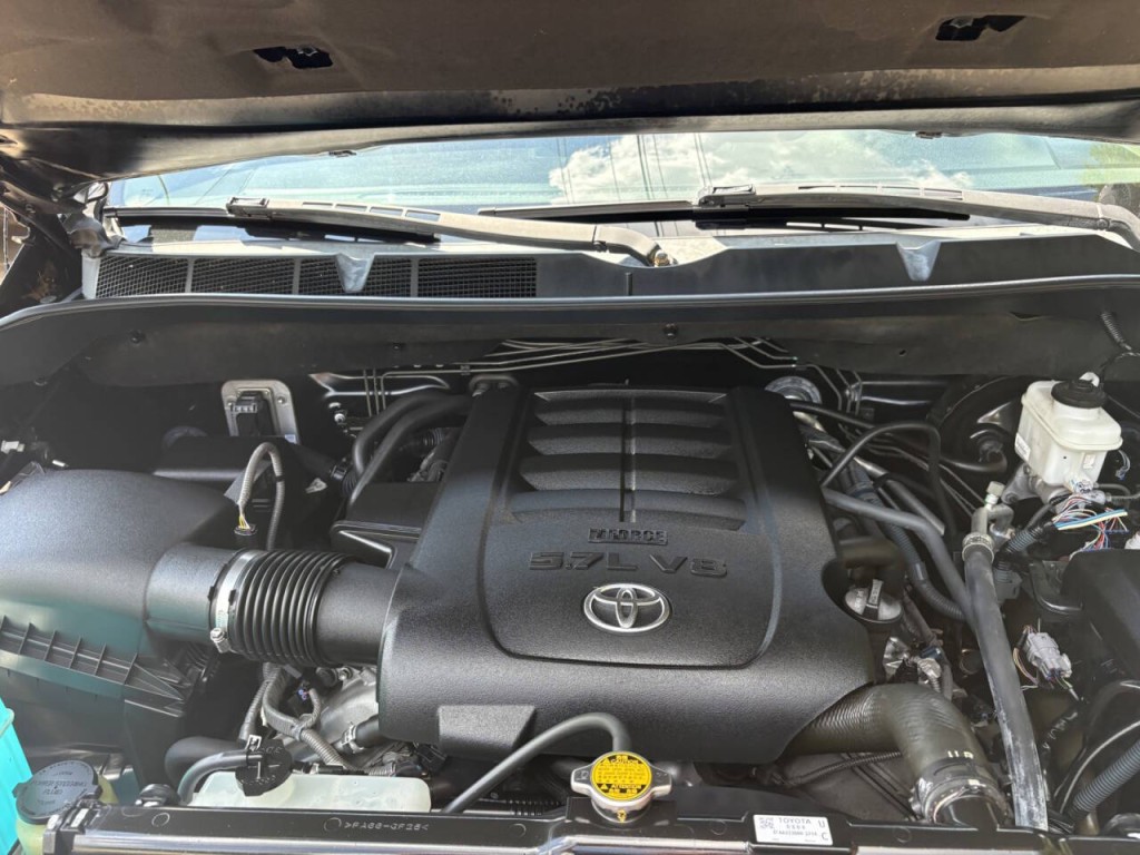 2017 Toyota Tundra Image 30