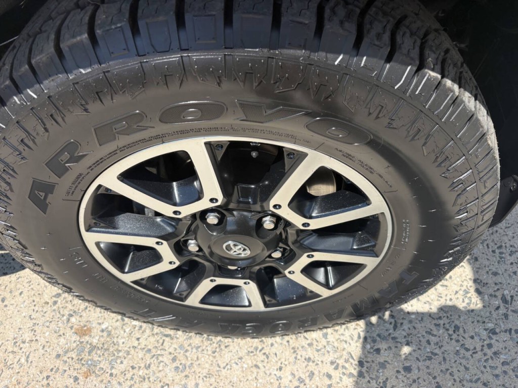 2017 Toyota Tundra Image 31