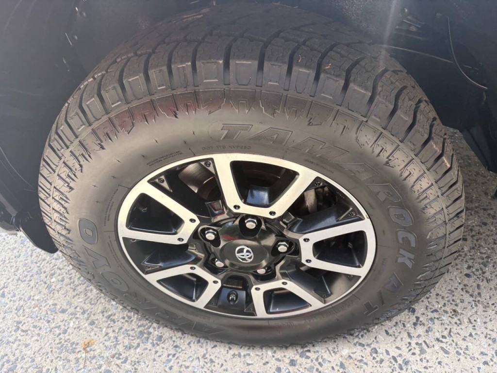 2017 Toyota Tundra Image 34