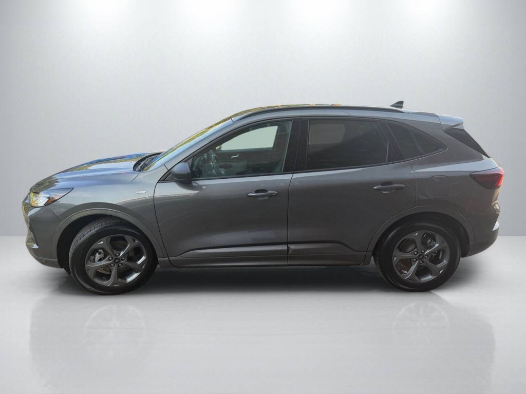2023 Ford Escape Image 4