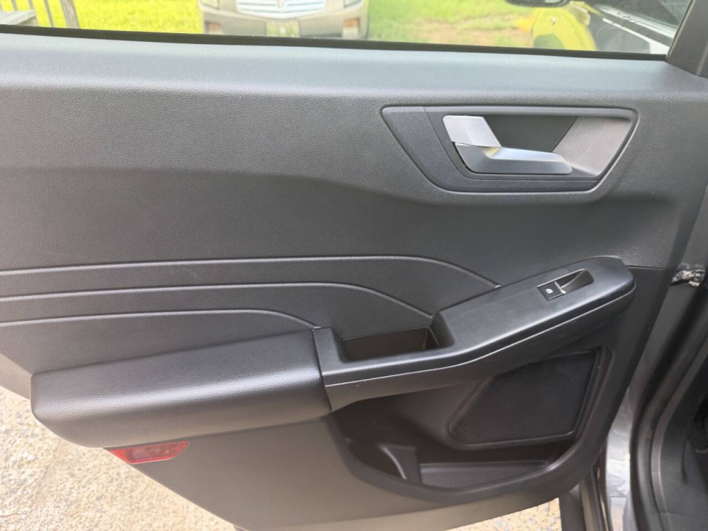 2023 Ford Escape Image 30