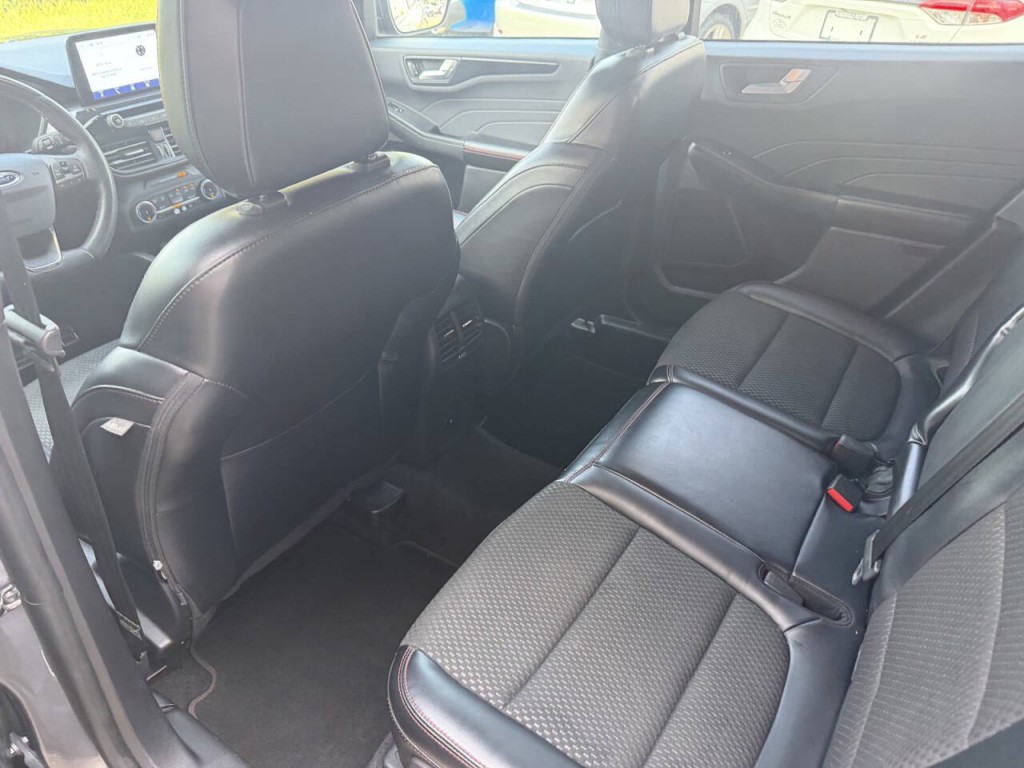 2023 Ford Escape Image 32