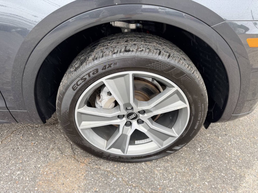 2019 Audi Q5 Image 9