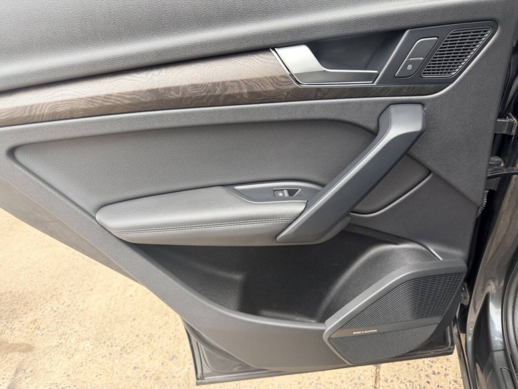 2019 Audi Q5 Image 25
