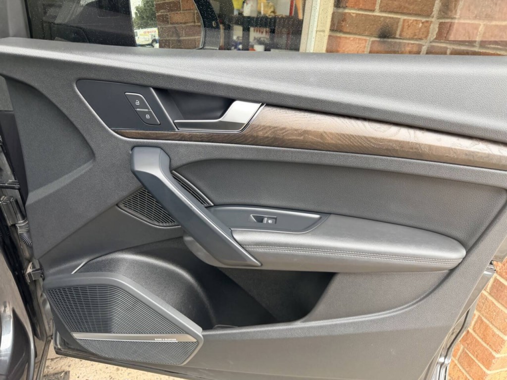 2019 Audi Q5 Image 32