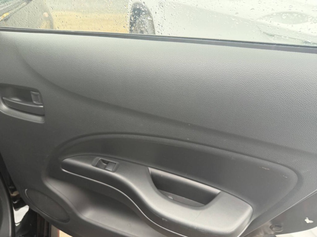 2021 Mitsubishi Mirage Image 31