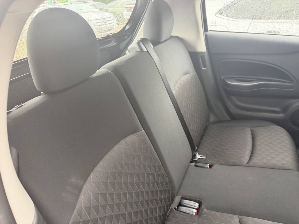 2021 Mitsubishi Mirage Image 32
