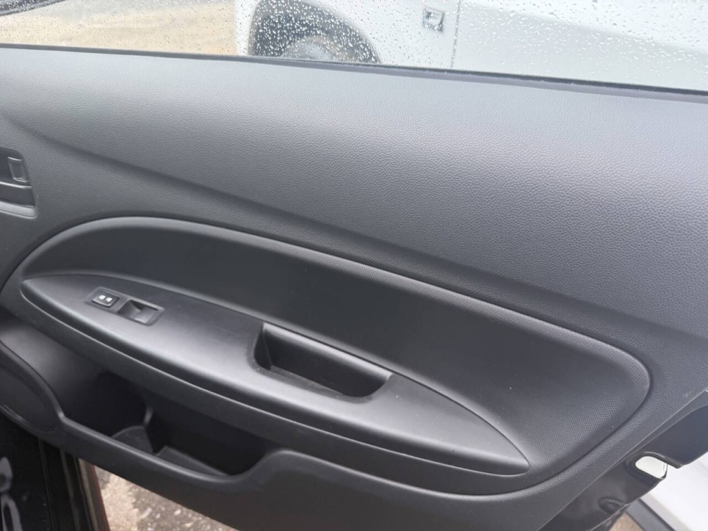 2021 Mitsubishi Mirage Image 34