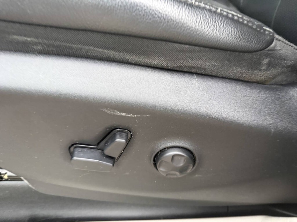2018 Chrysler Pacifica Image 16