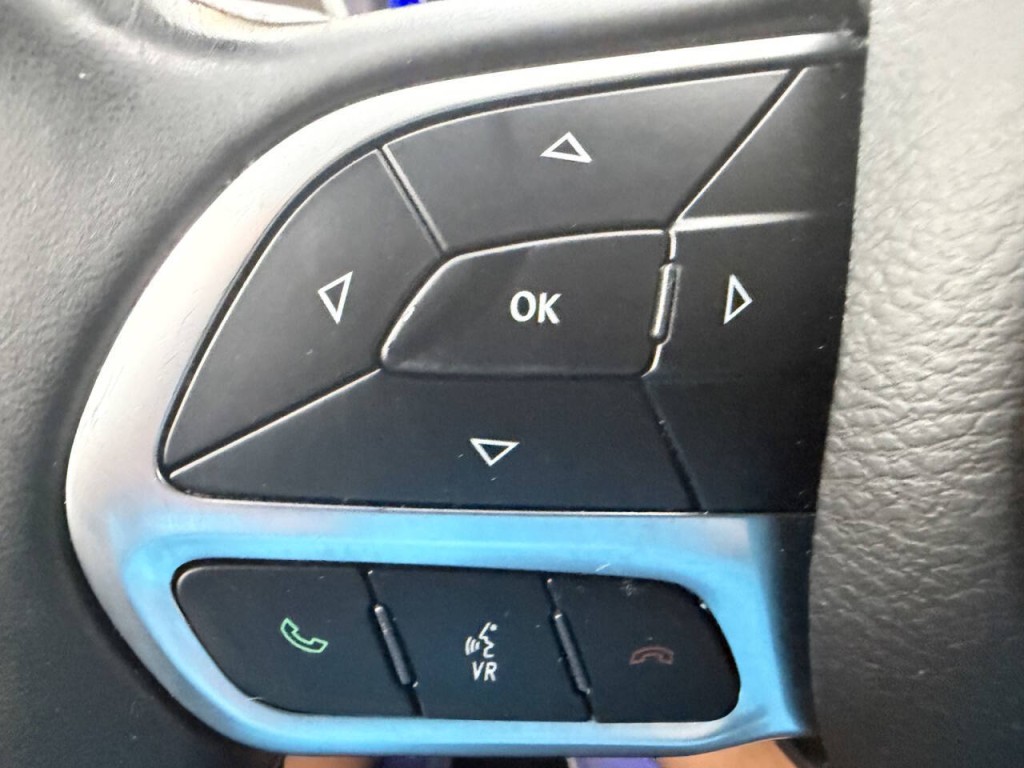 2018 Chrysler Pacifica Image 19