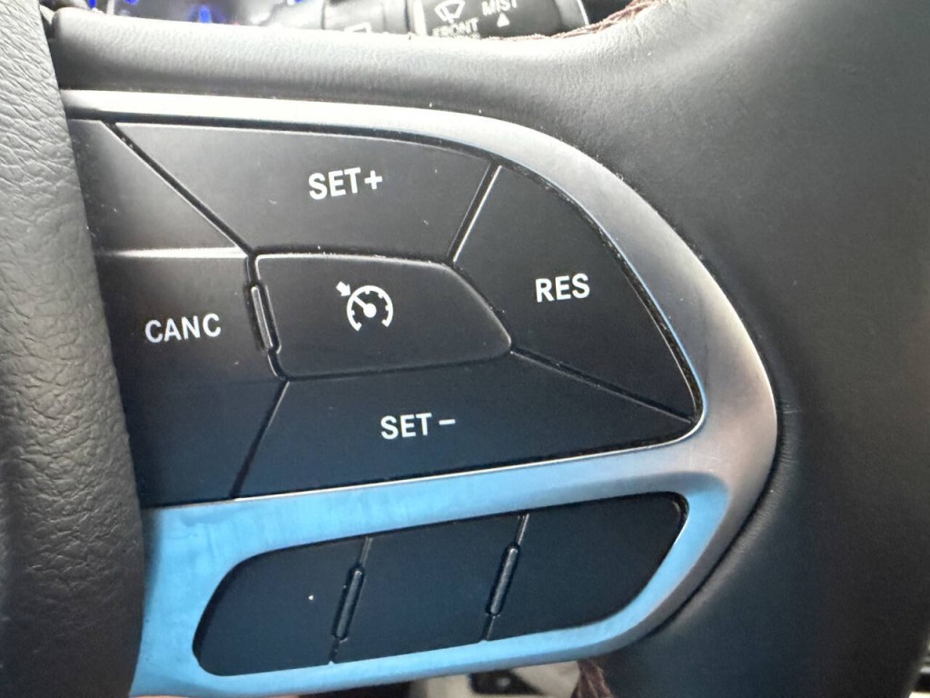 2018 Chrysler Pacifica Image 20