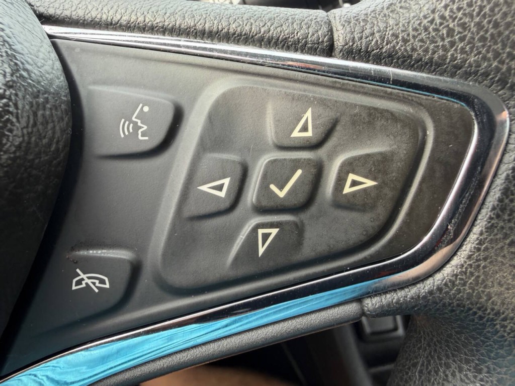 2018 Chevrolet Cruze Image 18
