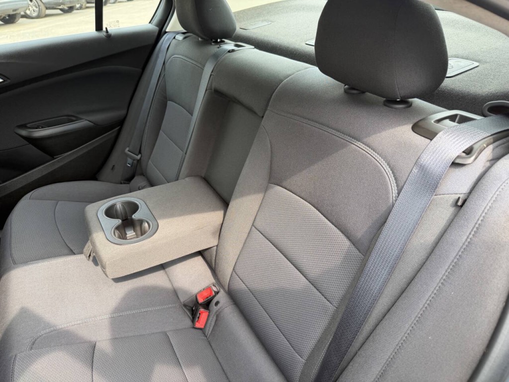 2018 Chevrolet Cruze Image 26