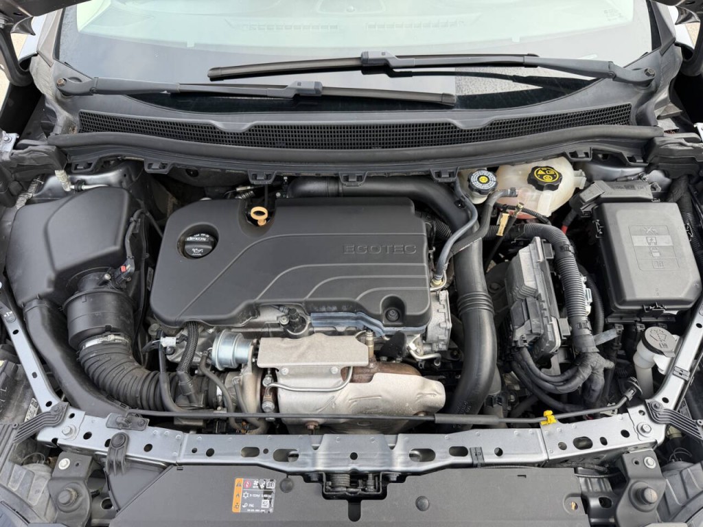 2018 Chevrolet Cruze Image 37