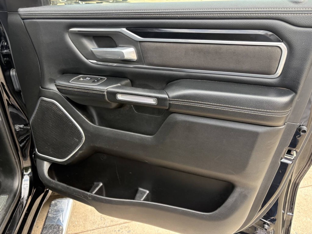 2021 RAM 1500 Image 26