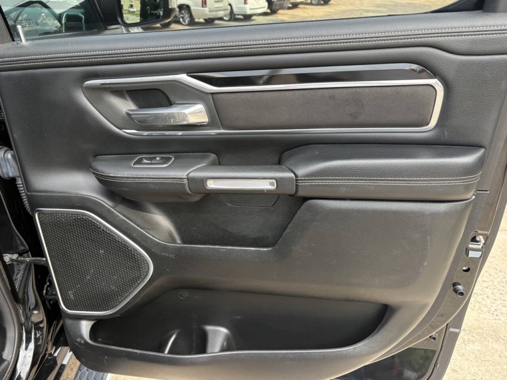 2021 RAM 1500 Image 29