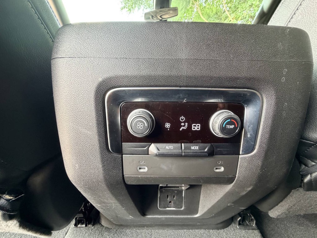 2021 Chevrolet Tahoe Image 23