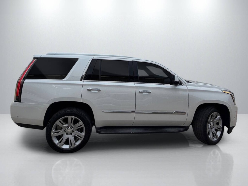 2018 Cadillac Escalade Image 8