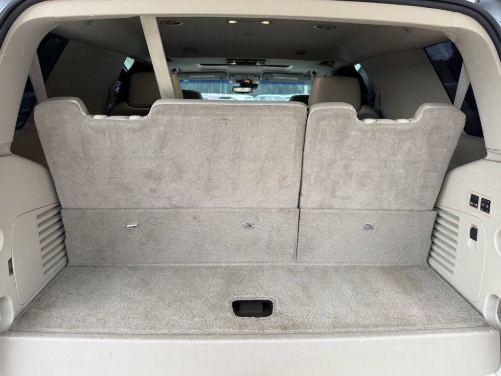 2018 Cadillac Escalade Image 37