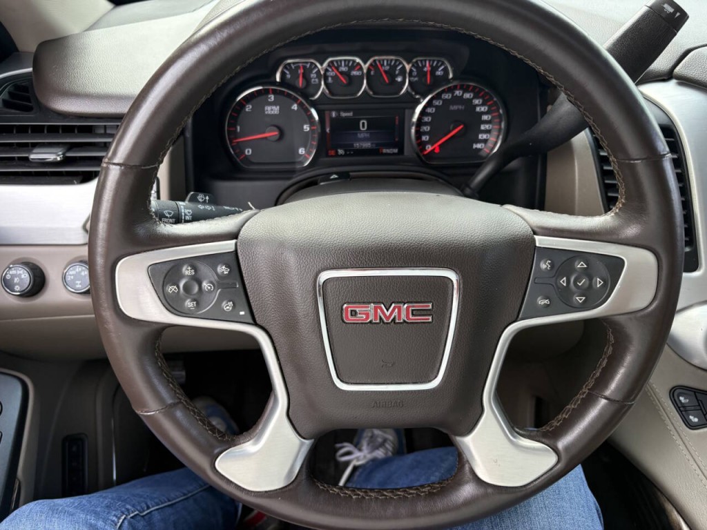 2015 GMC Yukon Image 14
