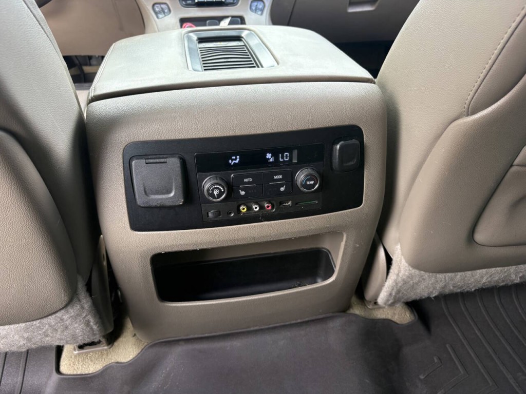 2015 GMC Yukon Image 24