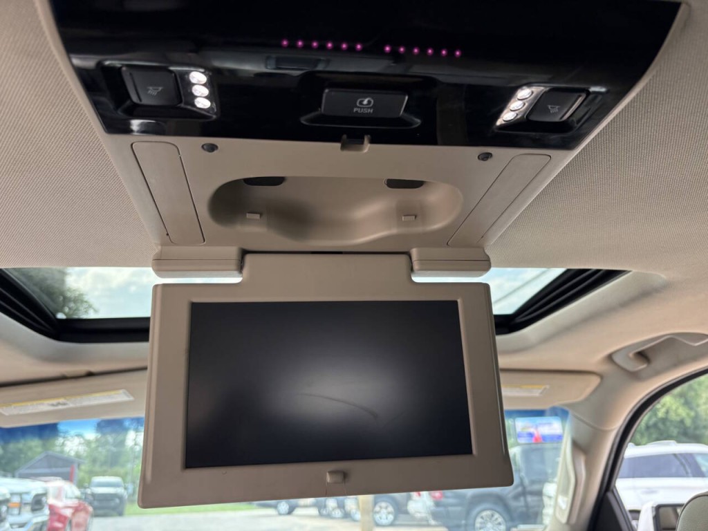 2015 GMC Yukon Image 25