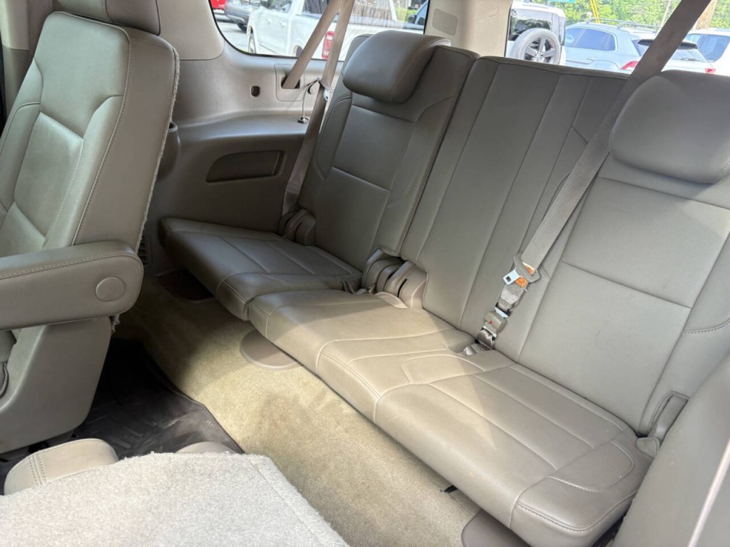 2015 GMC Yukon Image 28