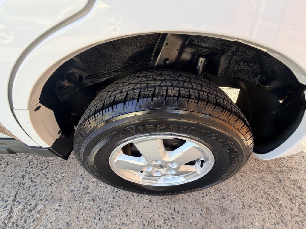 2012 Ford Escape Image 11