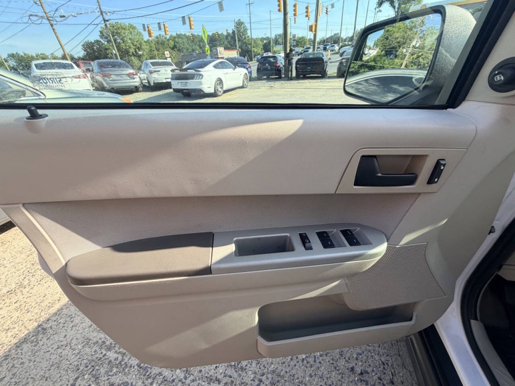 2012 Ford Escape Image 13