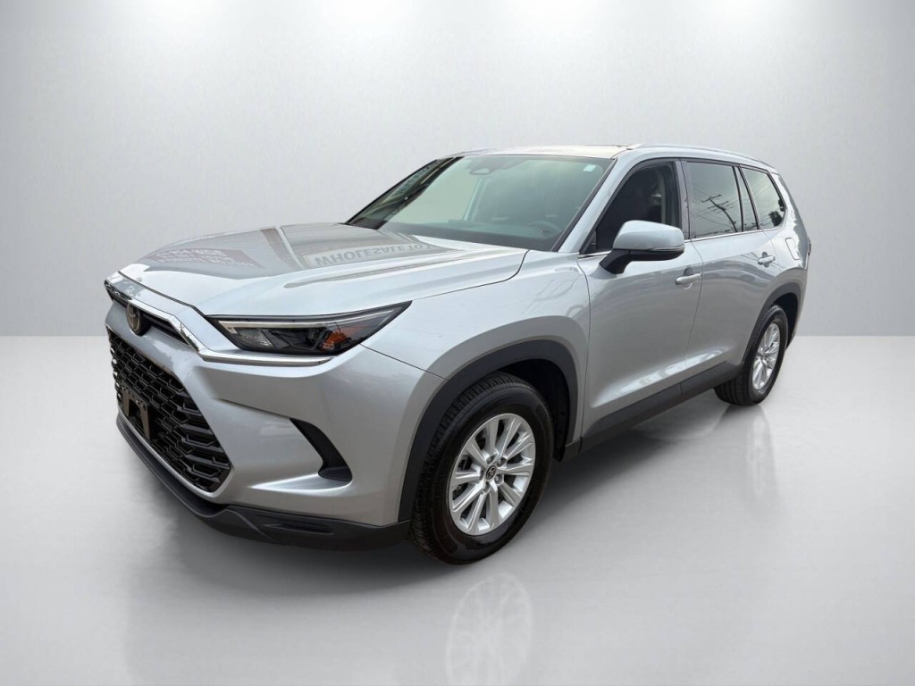 2025 Toyota Highlander Image 3