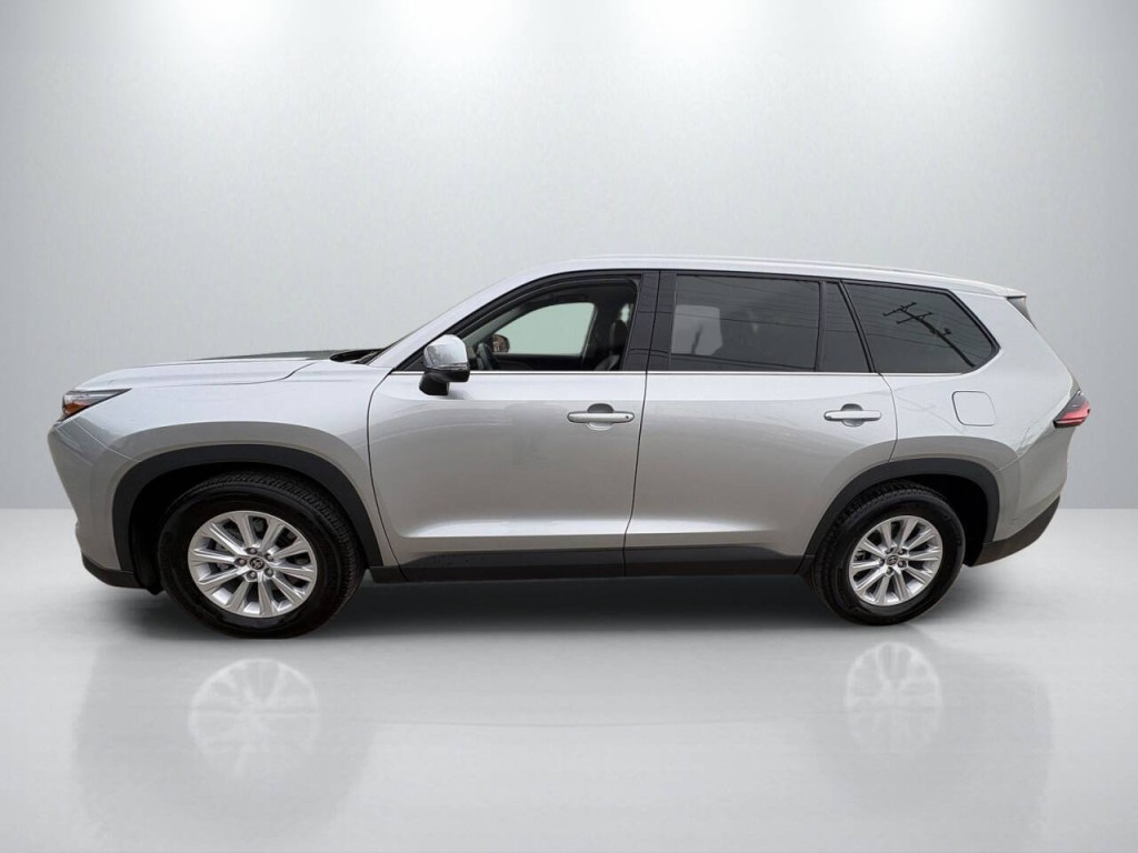 2025 Toyota Highlander Image 4