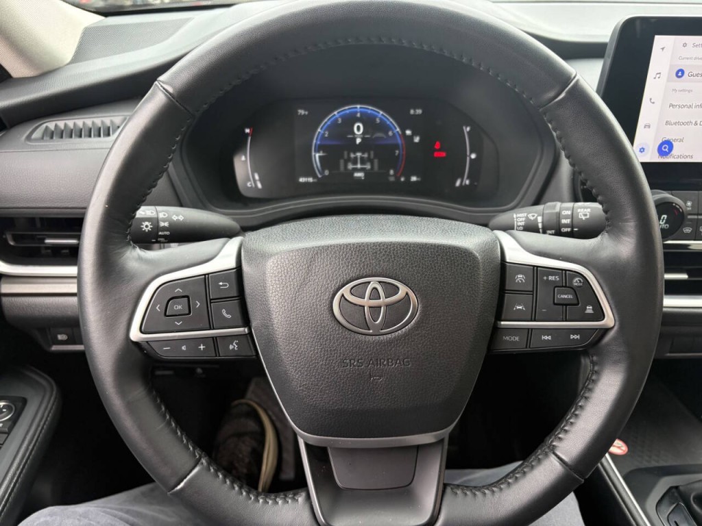 2025 Toyota Highlander Image 12