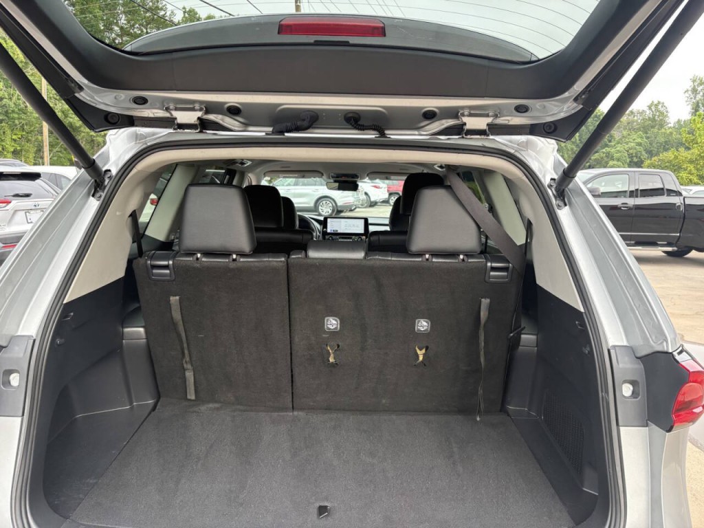 2025 Toyota Highlander Image 25