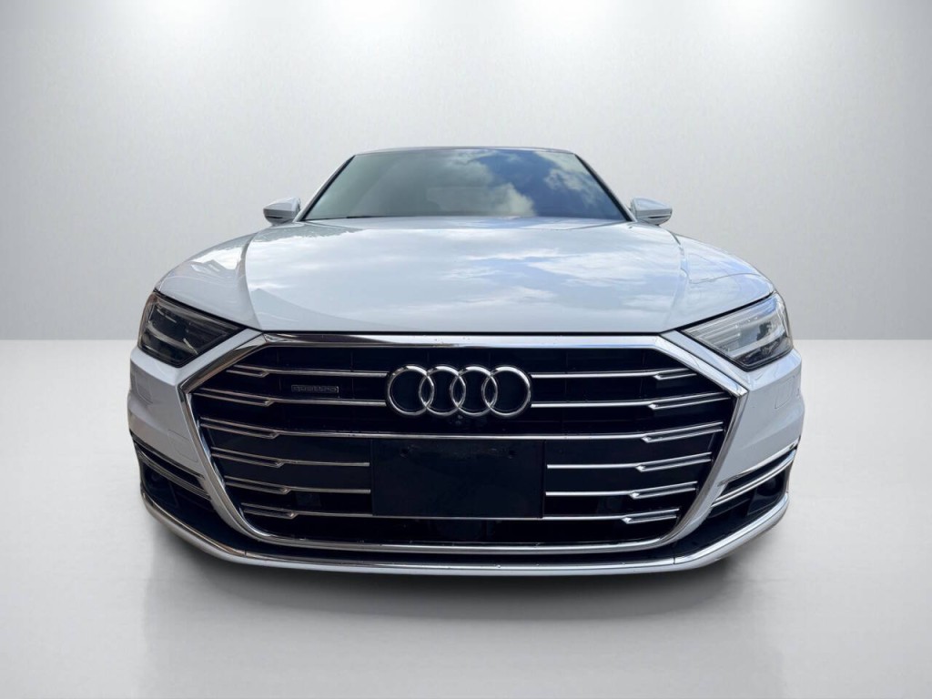 2021 Audi A8 Image 2