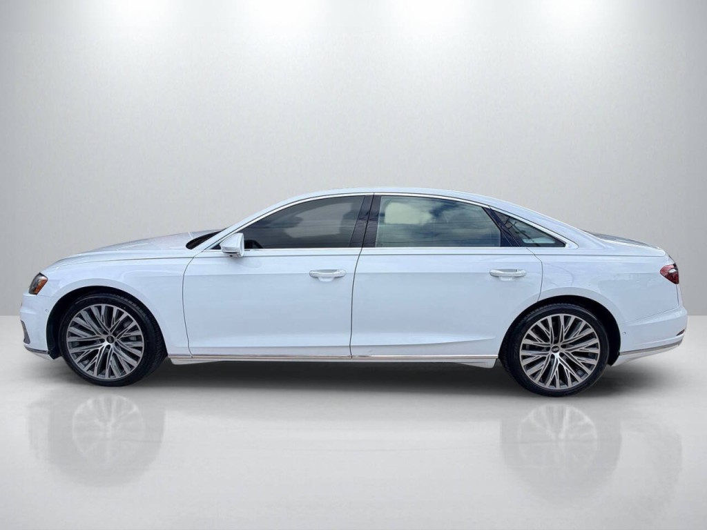 2021 Audi A8 Image 4